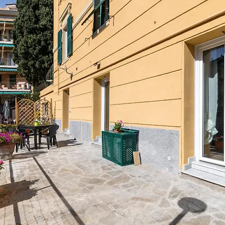 Giano Host - Gozzano, Simple Pleasures Apartment Genoa
